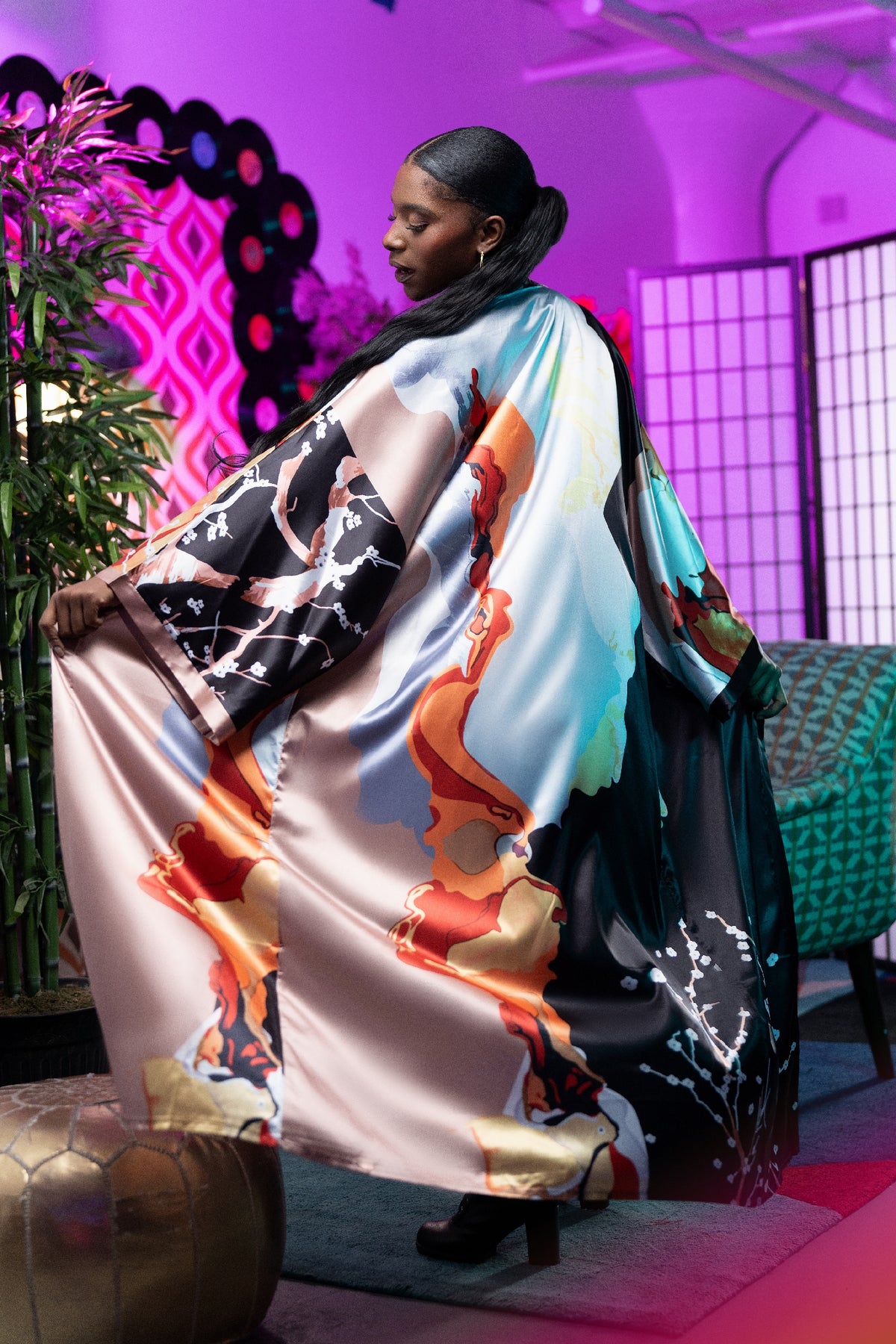 Black Caviar Kimono